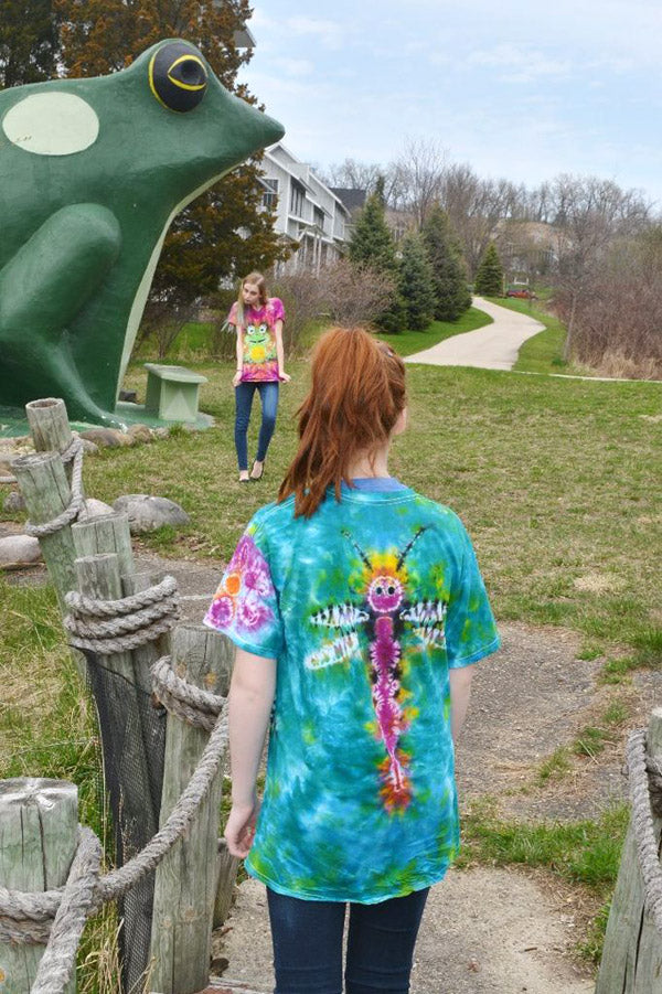 Double Sided Tie-Dye: Frog and Dragonfly
