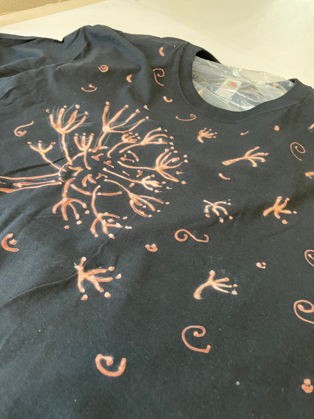 Painting with Bleach & Using Bleach Thickener