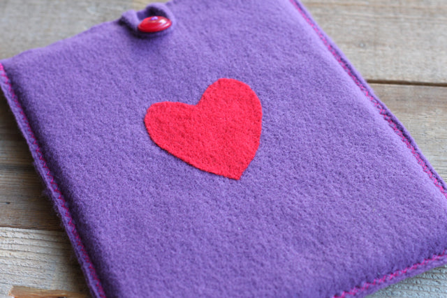 Needle Felted iPad or iPhone Cover - A Lil Blue Boo Tutorial
