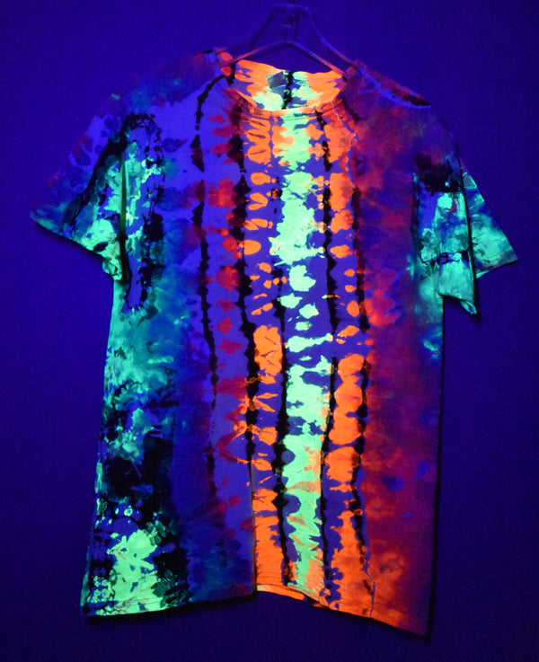 Fluorescent NEON Tie-Dye with Jacquard AirBrush Colors