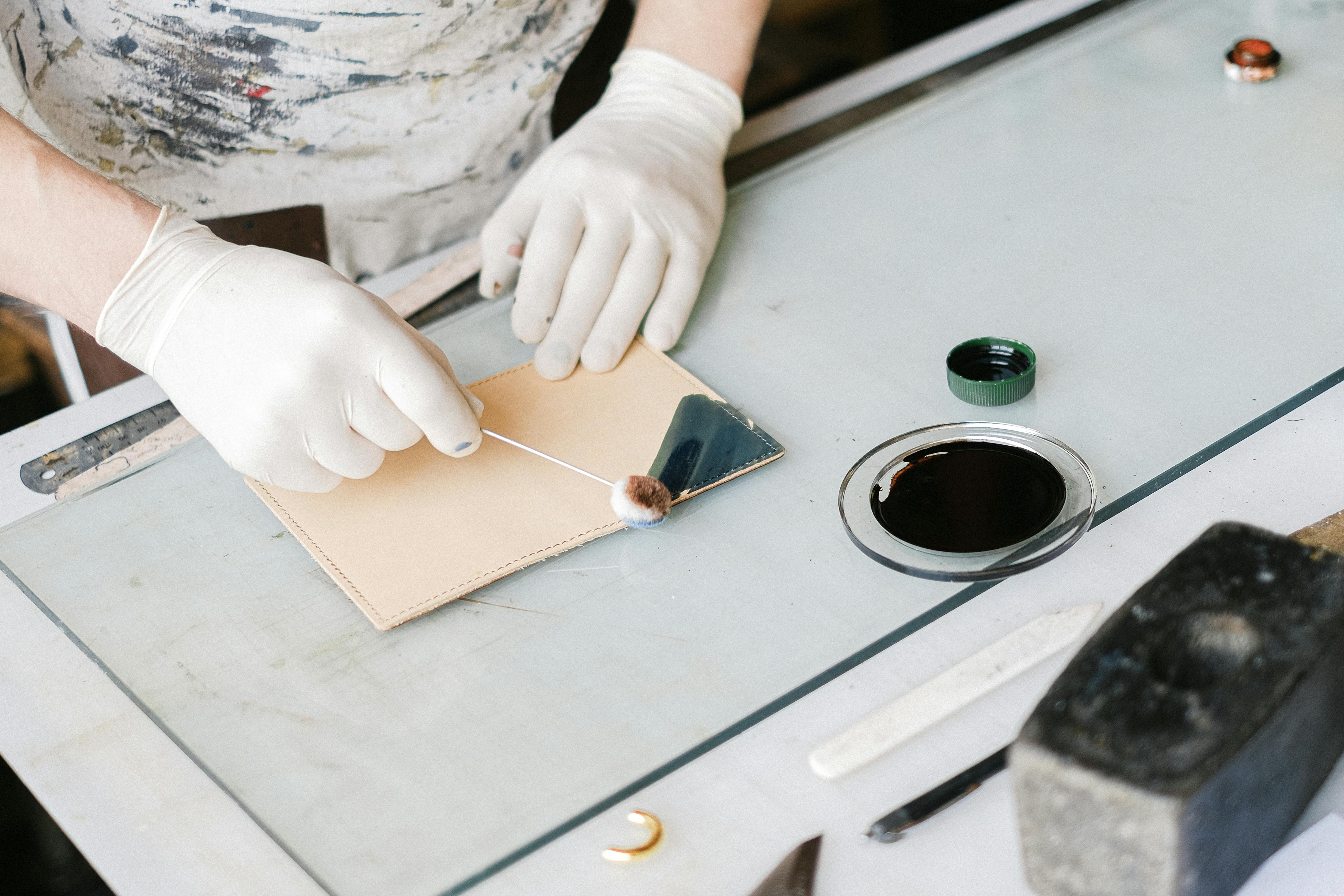 Step by Step Leather Dyeing